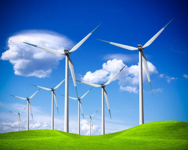 Větrný mlýn na modré obloze — Stock fotografie