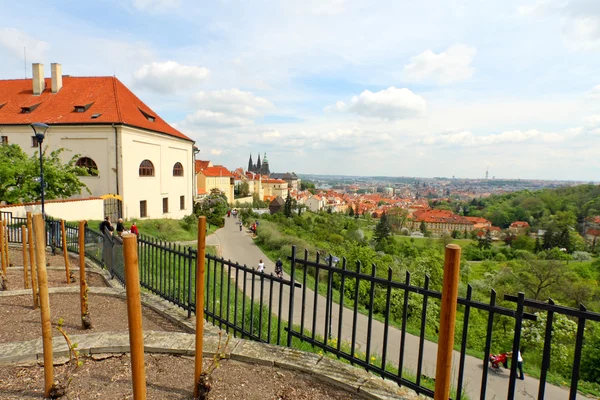 Prag panorama, Tjeckien — Stockfoto