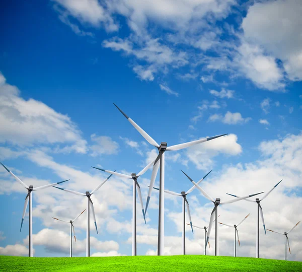風車は、代替エネルギー源 — ストック写真