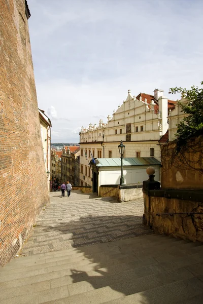 Romantická procházka v ulicích Prahy — Stock fotografie