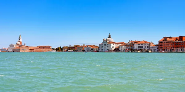 Vista al mar de Venecia, Italia — Foto de Stock