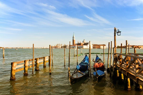 Venezianische Gondeln — Stockfoto