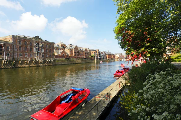 The River Ouse in the city of York, UK — Stock Photo, Image