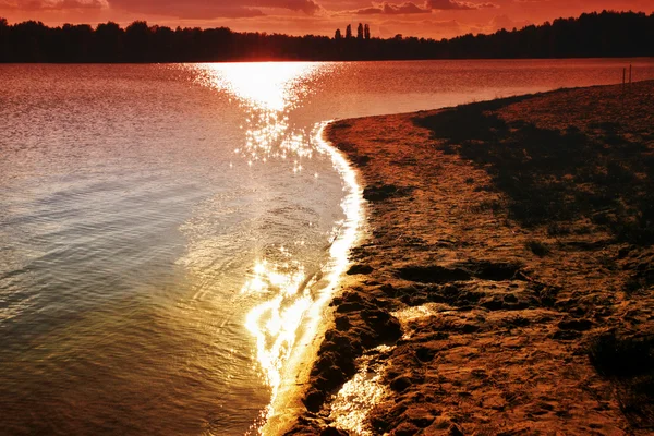 日没湖 — ストック写真