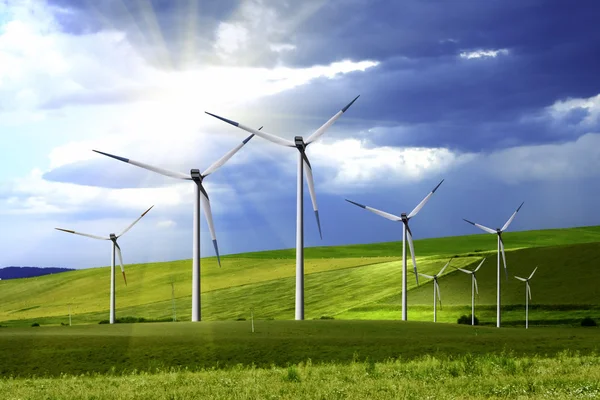 Strom erzeugende Windräder — Stockfoto