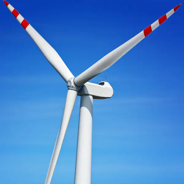 Turbine on blue sky — Stock Photo, Image