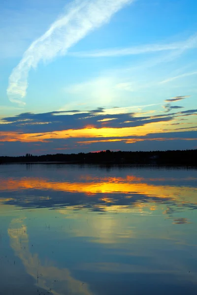 Lago do pôr do sol — Fotografia de Stock