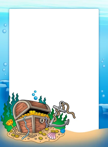 Marco con cofre del tesoro en el mar — Foto de Stock