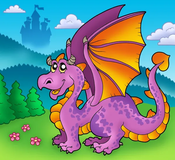 Гигантский фиолетовый дракон со старым замком — стоковое фото