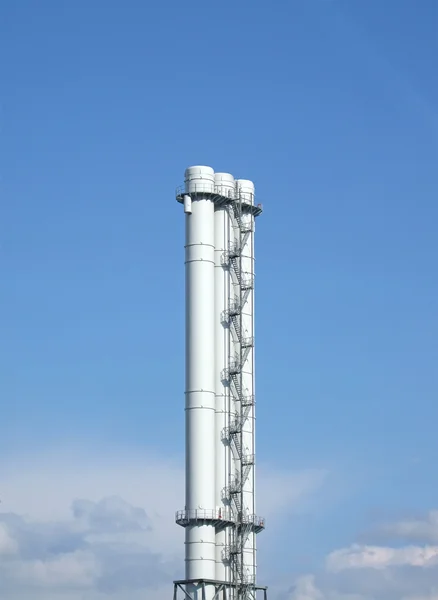 Krachtige industriële pylone, energie — Stockfoto