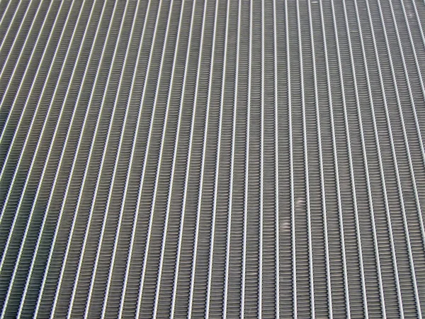 Металлическая сетка, крупный план металлоконструкции — стоковое фото