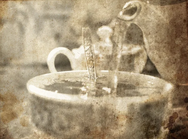 Pití čaje. Foto ve starém stylu obrázku. — Stock fotografie
