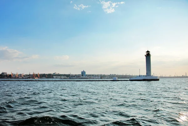 Faro operativo. Odessa. Ucrania. Mar Negro — Foto de Stock