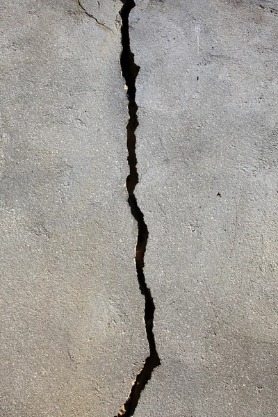 Crack at wall — Stock Photo, Image