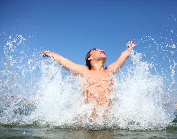 Splash swimmer in water. — Stock Photo, Image