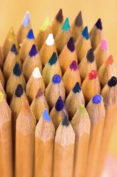 색상 연필을 클로즈업 — 스톡 사진