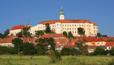 mikulov Kalesi