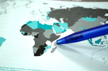 kaart van de wereld met sommige statistiek repbazı istatistik temsilcisi ile Dünya Haritası