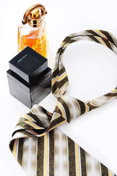 香水和领带 — 图库照片