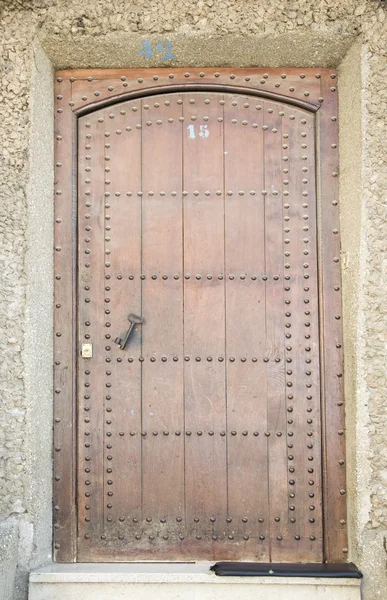 Zeer oude houten deur van Marokko — Stockfoto