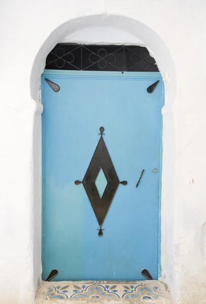 Zeer oude houten deur van Marokko — Stockfoto