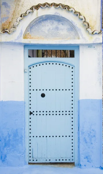 Πολύ παλιά ξύλινη πόρτα του Μαρόκου — Φωτογραφία Αρχείου