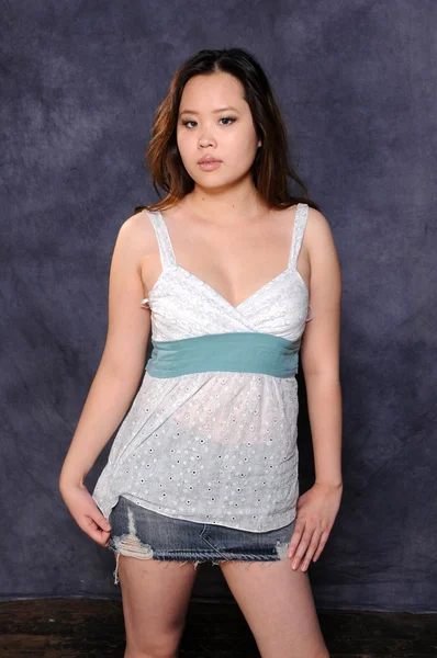 Asiatisk tjej — Stockfoto