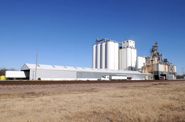 Grain facility — Stock Photo, Image