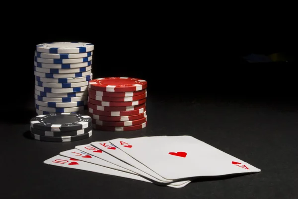 Poker chips e carte Immagini Stock Royalty Free