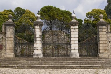 Castle entrance gate