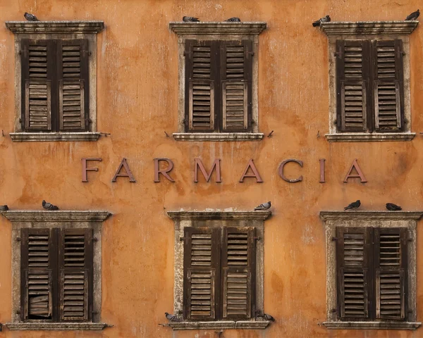 Pharmacy inscription on house — Stock Photo, Image