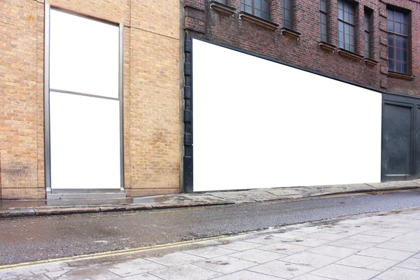 Reclame poster-site in Londen — Stockfoto