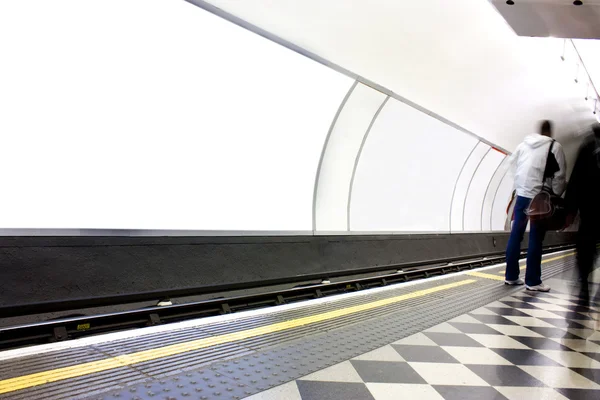 Reklamní plakát místo v Londýně podzemní — Stock fotografie