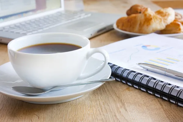 Business breakfast with coffee — Stock Photo, Image