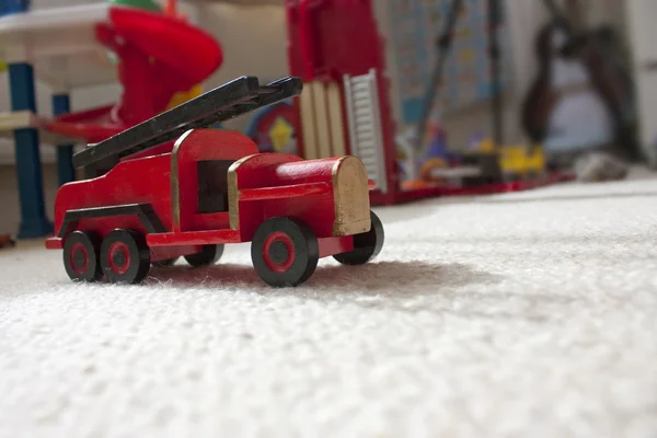 Ręcznie robione zabawki wozu strażackiego — Zdjęcie stockowe