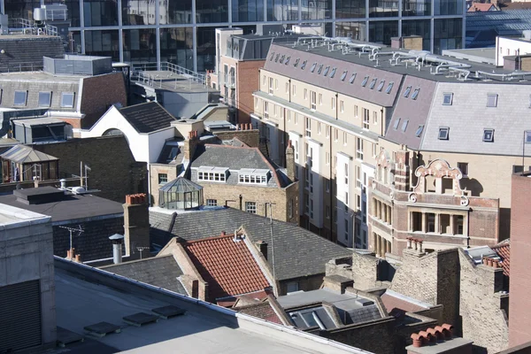 屋根とロンドンのスカイライン — ストック写真