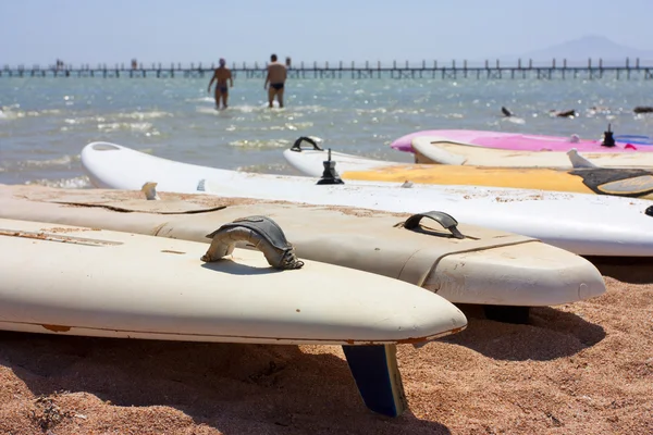 Surfboards on the beach — Stock Photo, Image