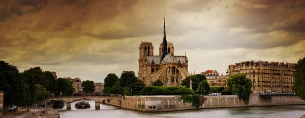 Notre Dame de Paris-ban. Jogdíjmentes Stock Képek