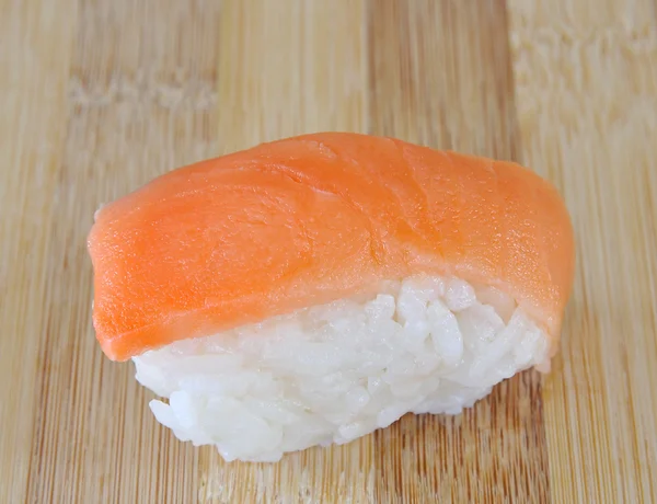Лосось суши — стоковое фото