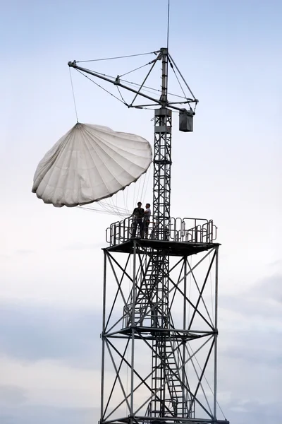 Opleiding aan de parachute springt — Stockfoto