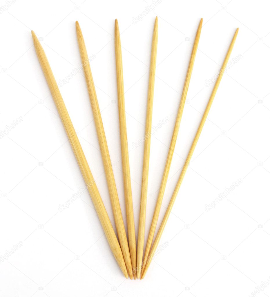 Bamboo knitting needles