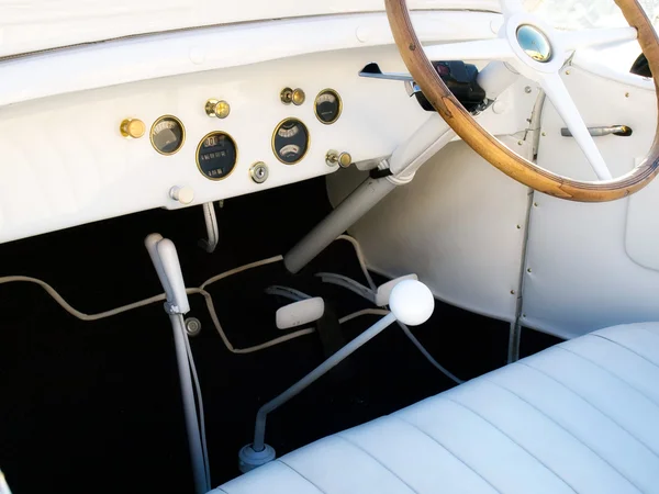 Un vieux cockpit — Photo