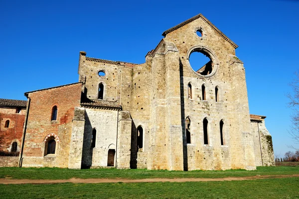 De ruïnes van San Galgano Abdij (Toscane) — Stockfoto