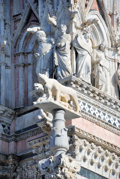 Cattedrale di Santa Maria Assunta (Siena — Foto Stock