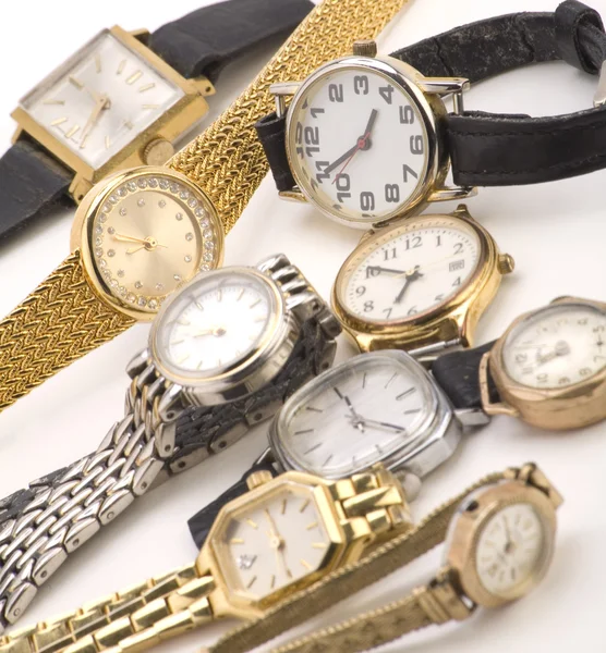Кілька наручних годинників — стокове фото