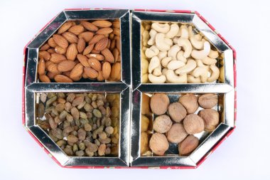 dryfruits kutusu