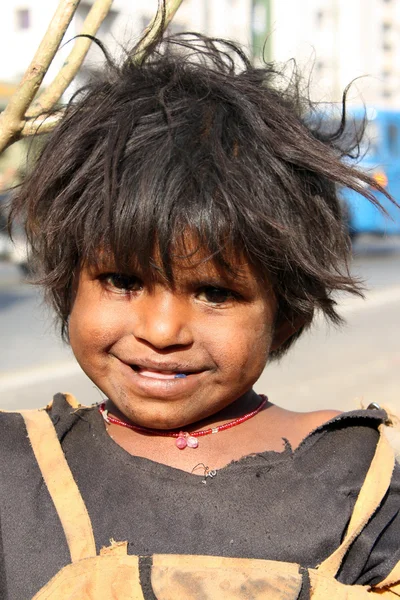 Sourire dans la pauvreté — Photo