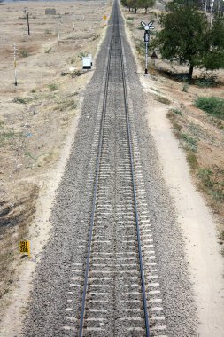 uzun demiryolu parça