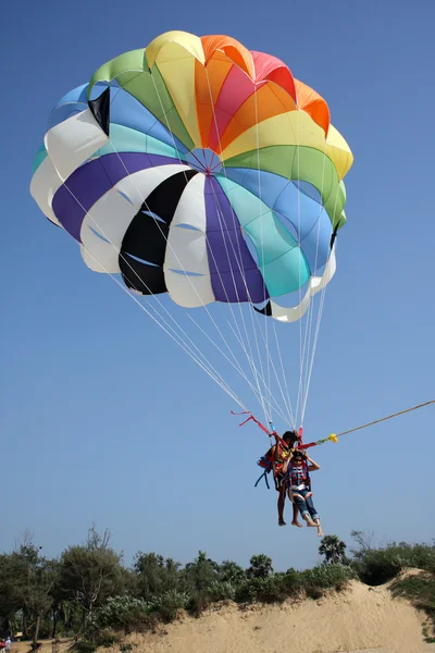 Paracaídas de aterrizaje — Foto de Stock