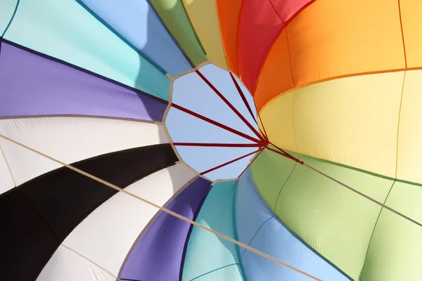 Colores de paracaídas —  Fotos de Stock